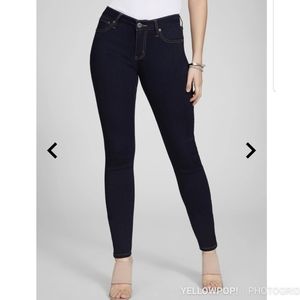 GBG NWT Dark Rinse Ankle Skinny Jeans